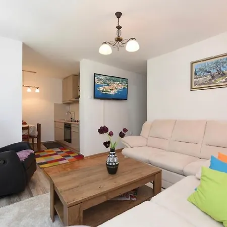 דירה Apartman Lopez Pintar *